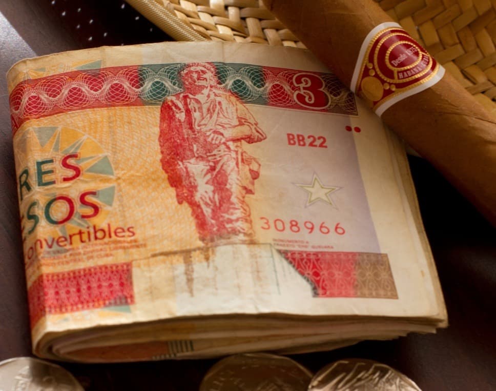 Un país, dos monedas